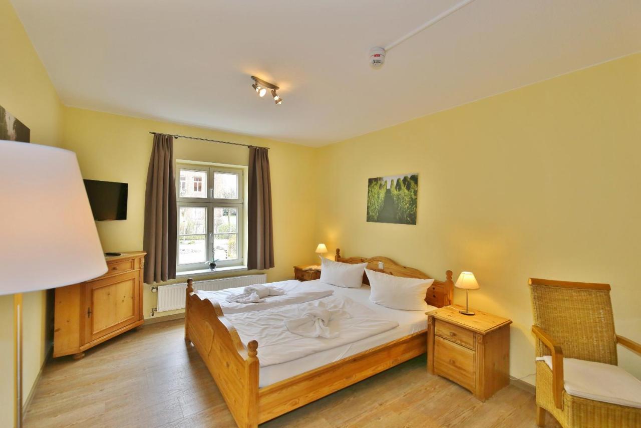 Maria Aurora Hotel Кведлинбург Екстериор снимка